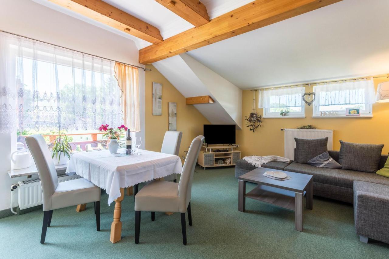 Eggelsberg Fewo Im Gaestehaus Maximilian מראה חיצוני תמונה